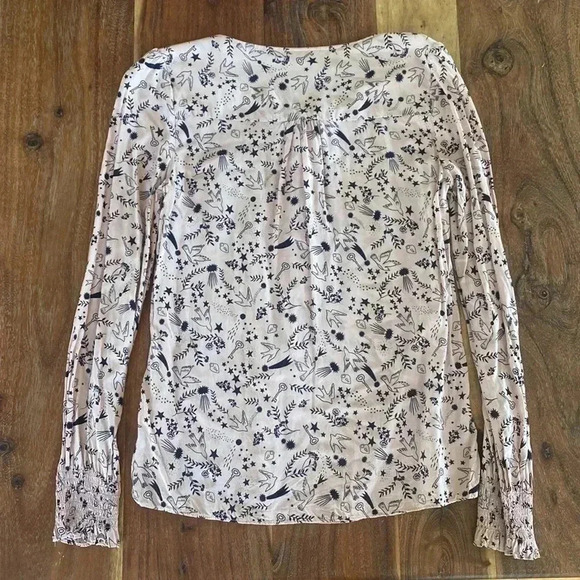 Boden Size 4 Blush Pink Bird Swallows Top - Picture 5 of 5